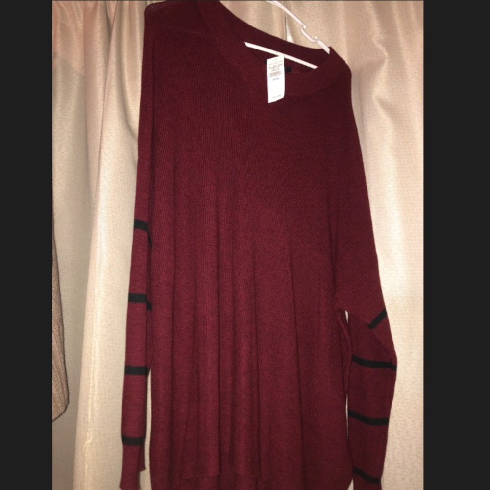 Sweater. NWT. AE. XXL.